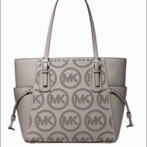 MICHAEL Michael Kors Voyager Tote